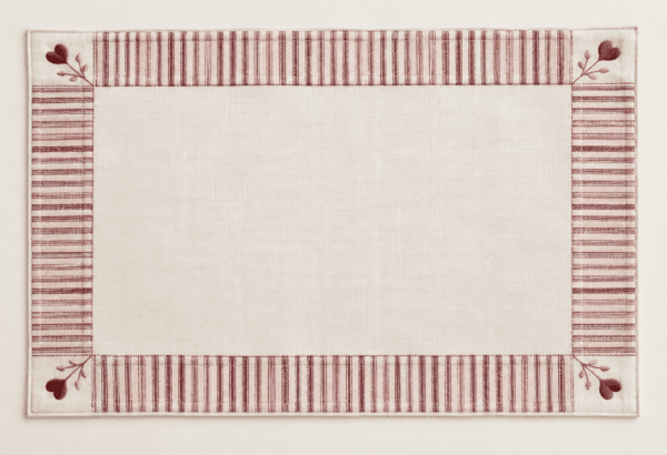 Love Letter Stripe Placemat in cream, dusty rose and burgundy — design visualization